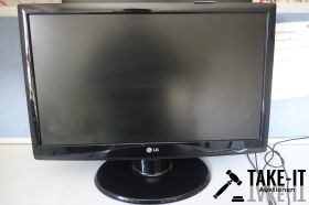 Monitor W2443T mit Tastatur und Maus